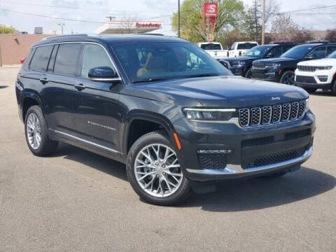 2023 Jeep Grand Cherokee L for sale at Betten Baker Chrysler Dodge Jeep Ram in Lowell MI