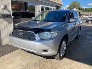 2008 Toyota Highlander Hybrid for sale at Bizzarro's Championship Auto Row in Erie PA