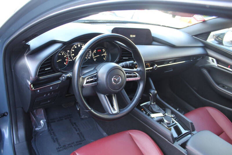 2022 Mazda Mazda3 Hatchback Carbon Edition
