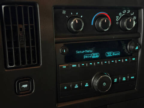 2017 Chevrolet Express 2500