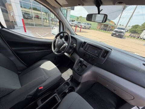 2018 Nissan NV200 SV