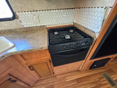 2013 Gulfstream Innsbrook 277DDS