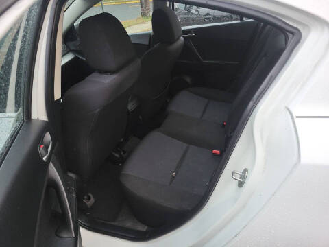 2011 Mazda MAZDA3 i Touring