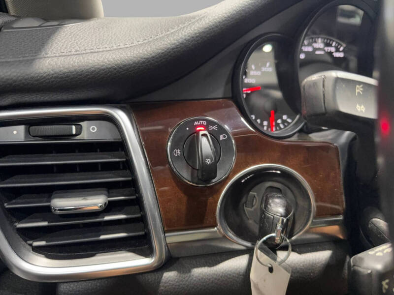 2011 Porsche Panamera