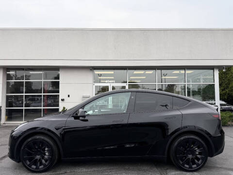 2024 Tesla Model Y Long Range