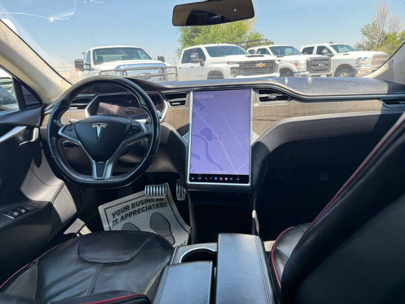 2013 Tesla Model S Performance