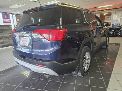 2017 GMC Acadia SLE-2