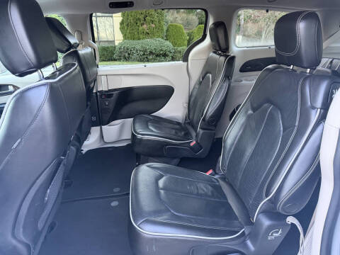 2022 Chrysler Pacifica Limited