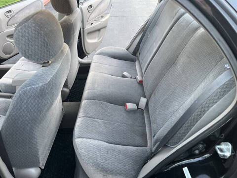 2001 Toyota Corolla LE