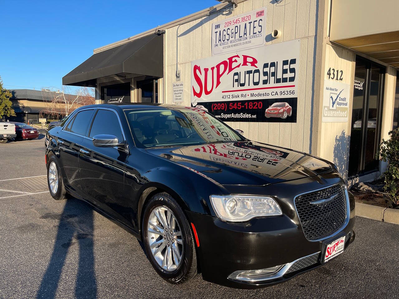 2016 Chrysler 300 for sale at Super Auto Sales Modesto in Modesto, CA