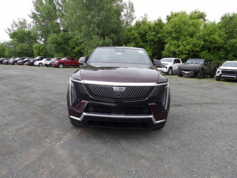 2025 Cadillac Escalade IQ Luxury 2