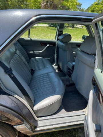 1986 Mercedes-Benz 300-Class 300 E