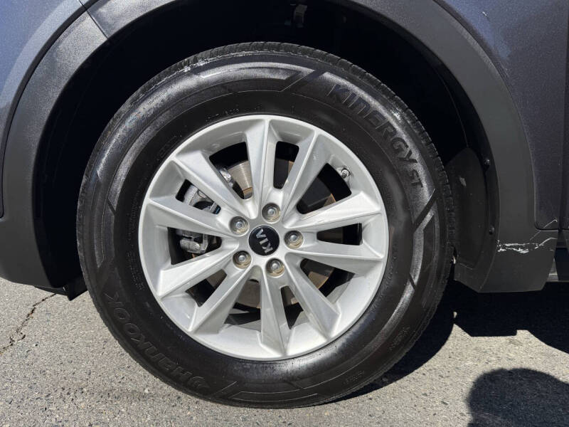 2019 Kia Sorento LX V6