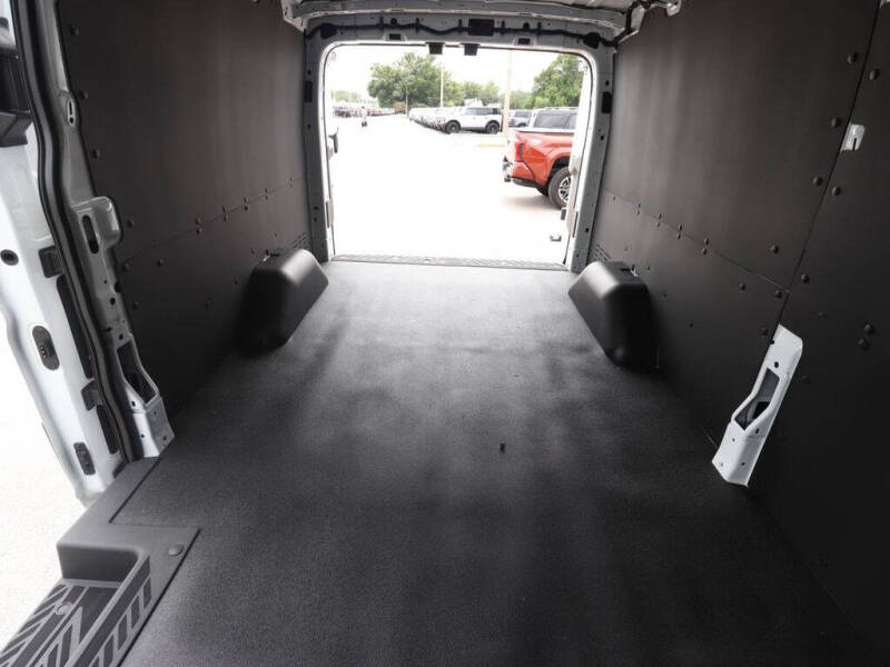 2023 Ford E-Transit