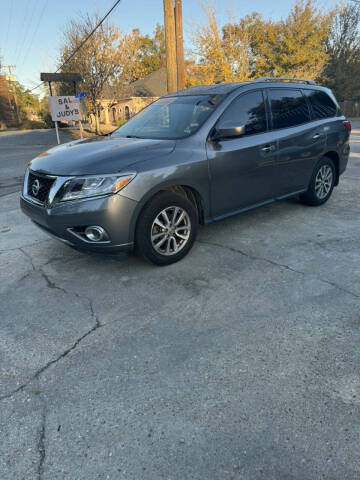2016 Nissan Pathfinder SV
