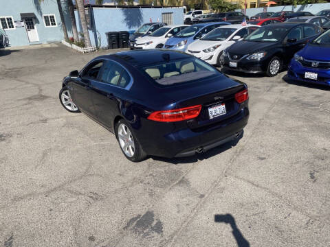 2017 Jaguar XE 25t Prestige
