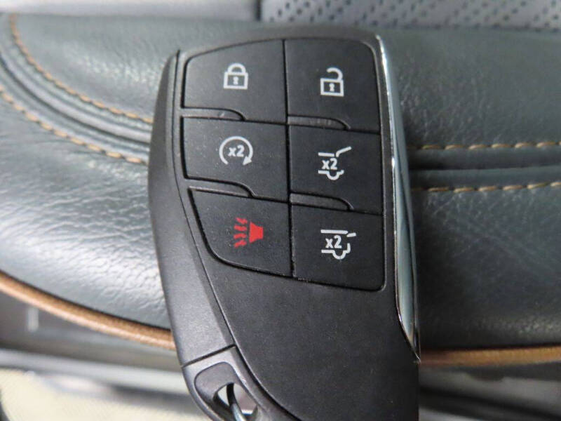 2025 GMC Yukon AT4