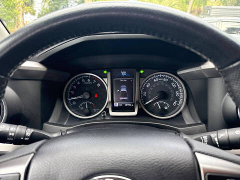 2022 Toyota Tacoma SR5 V6