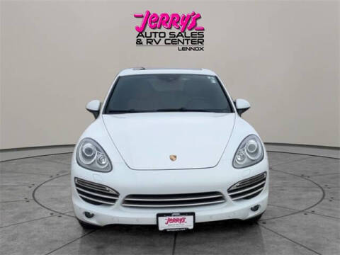 2014 Porsche Cayenne Platinum