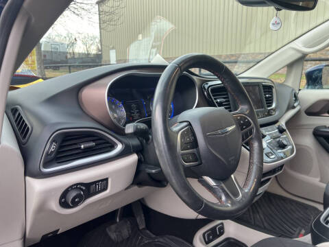 2019 Chrysler Pacifica Touring Plus