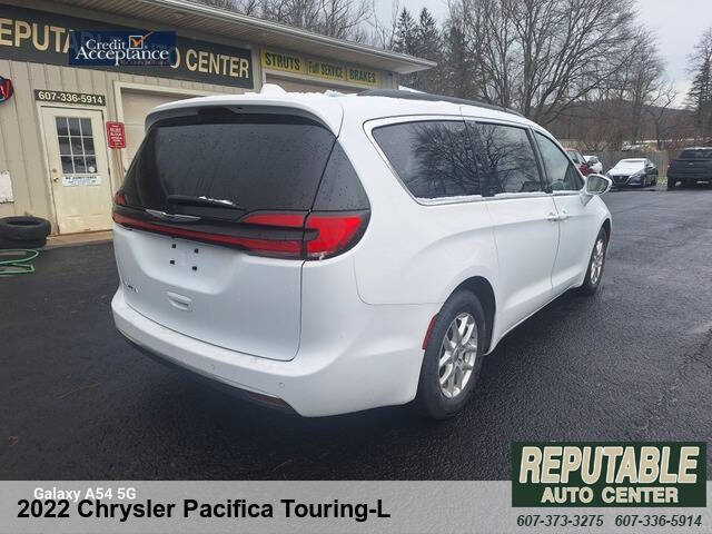 2022 Chrysler Pacifica Touring L