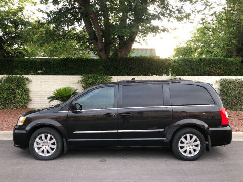 2015 Chrysler Town and Country Touring