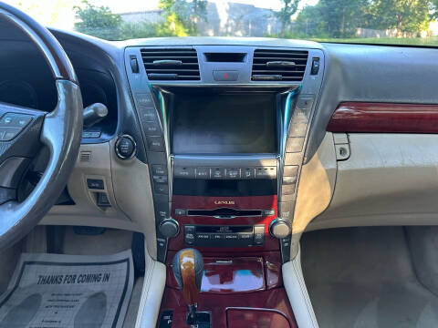 2007 Lexus LS 460