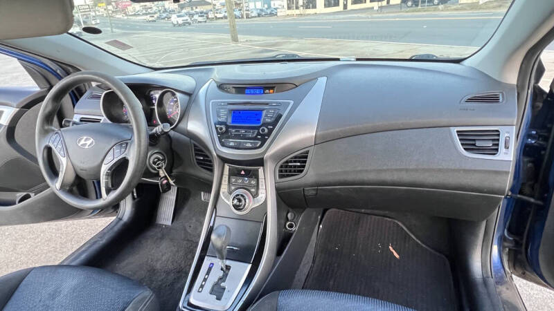 2013 Hyundai Elantra Coupe GS
