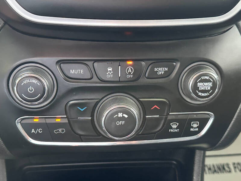 2021 Jeep Cherokee Latitude Plus