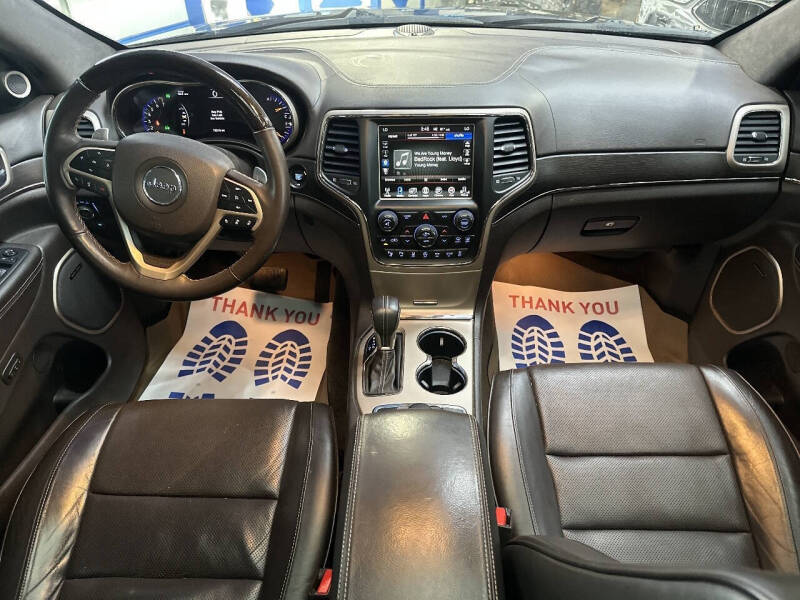 2017 Jeep Grand Cherokee Summit