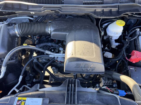 2024 RAM 1500 Classic SLT