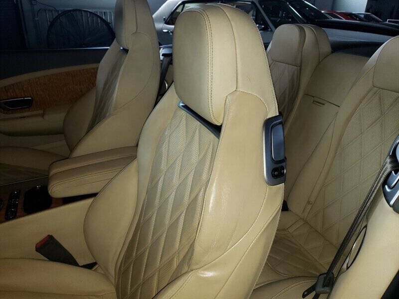 2013 Bentley Continental 10