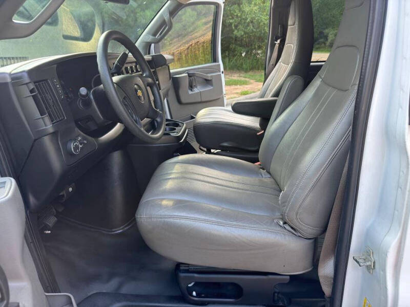 2018 Chevrolet Express LS 3500