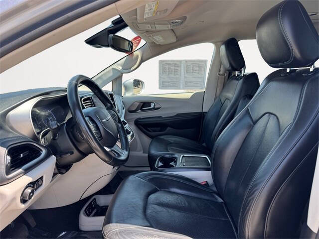 2021 Chrysler Pacifica Touring L