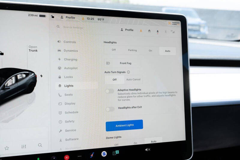 2023 Tesla Model 3 Performance