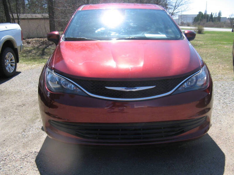 2020 Chrysler Voyager LX