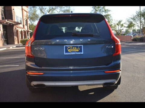 2018 Volvo XC90 T6 Momentum