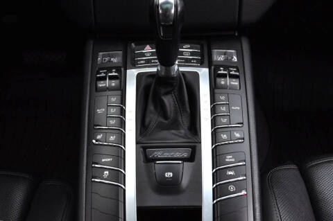 2017 Porsche Macan S