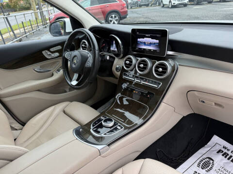 2019 Mercedes-Benz GLC GLC 300