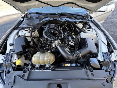 2015 Ford Mustang V6