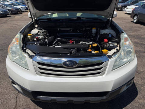 2011 Subaru Outback 2.5i Premium