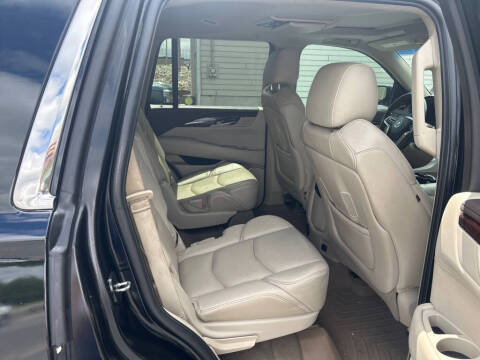 2015 Cadillac Escalade Luxury