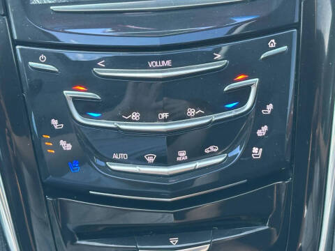 2018 Cadillac Escalade Luxury