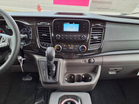 2024 Ford Transit 250