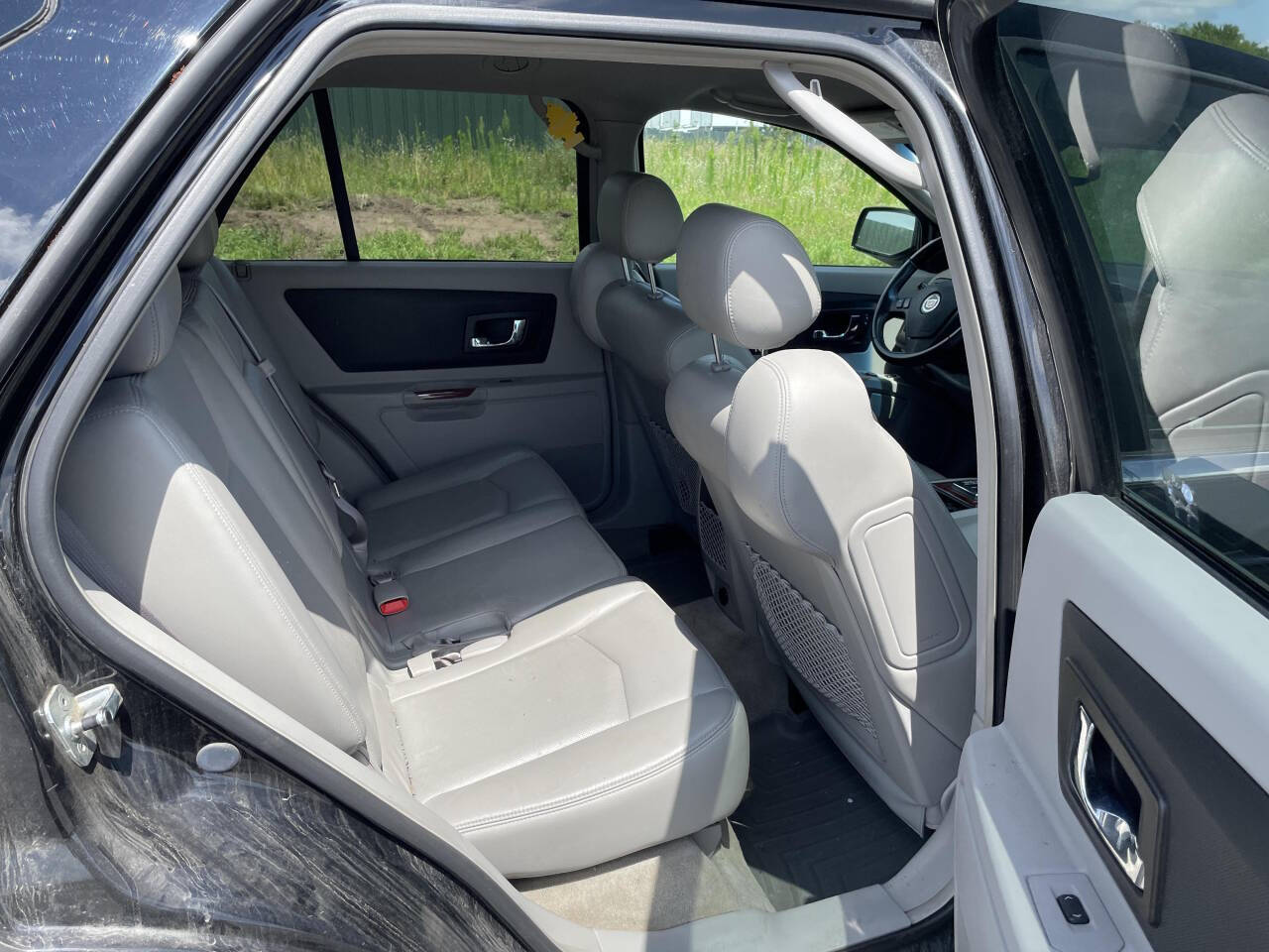 2006 Cadillac SRX for sale at Twin Cities Auctions in Elk River, MN