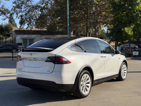 2016 Tesla Model X 90D