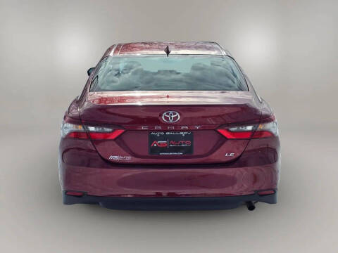 2022 Toyota Camry LE