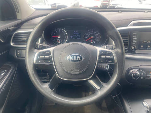 2020 Kia Sorento S V6