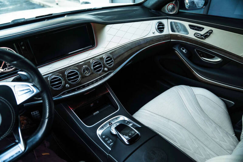 2017 Mercedes-Benz S-Class AMG S 63