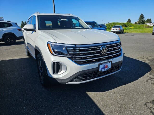 2025 Volkswagen Atlas SEL's photo